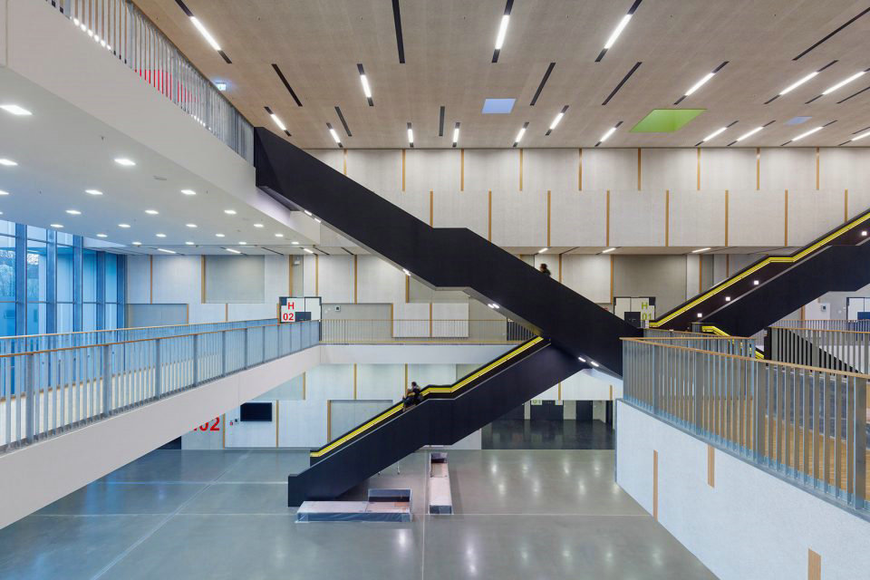 3-atrium1_CARL_-Schmidt-Hammer-Lassen-Architects-960x640.jpg